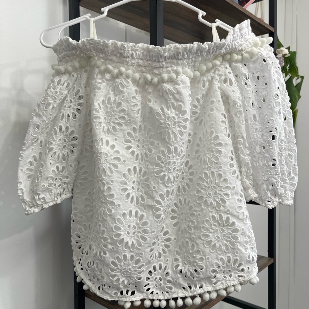 Lily Pulitzer - White Eyelet Off-Shoulder Top - Small